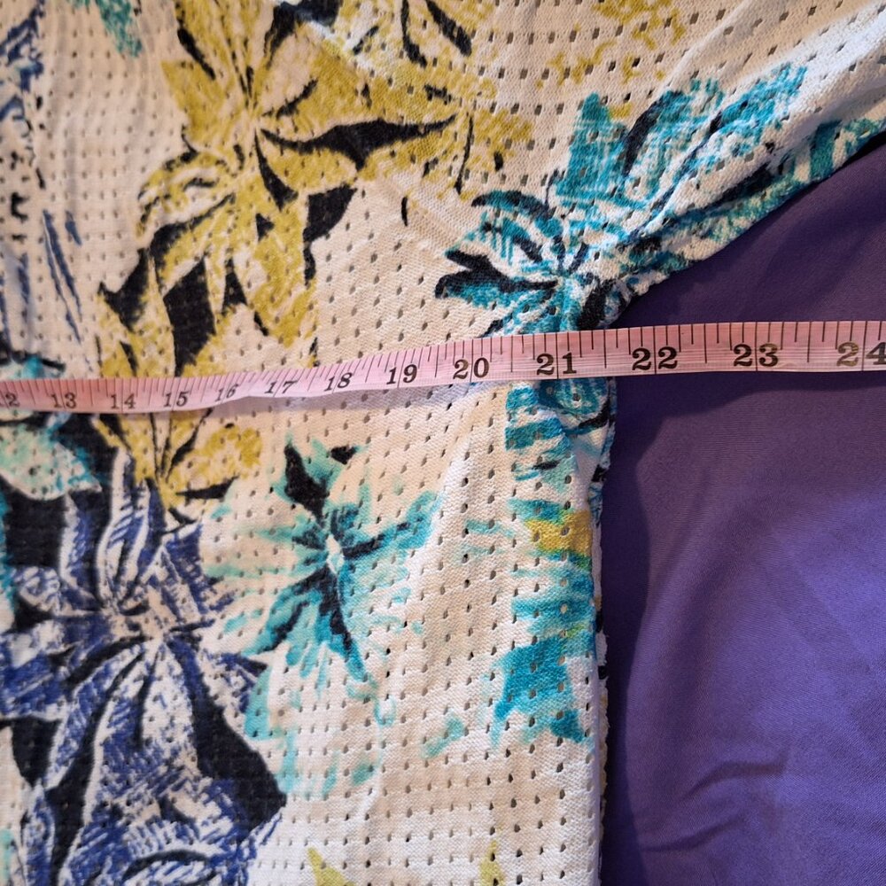 Woman's Top - S/S - Picture 4 of 7